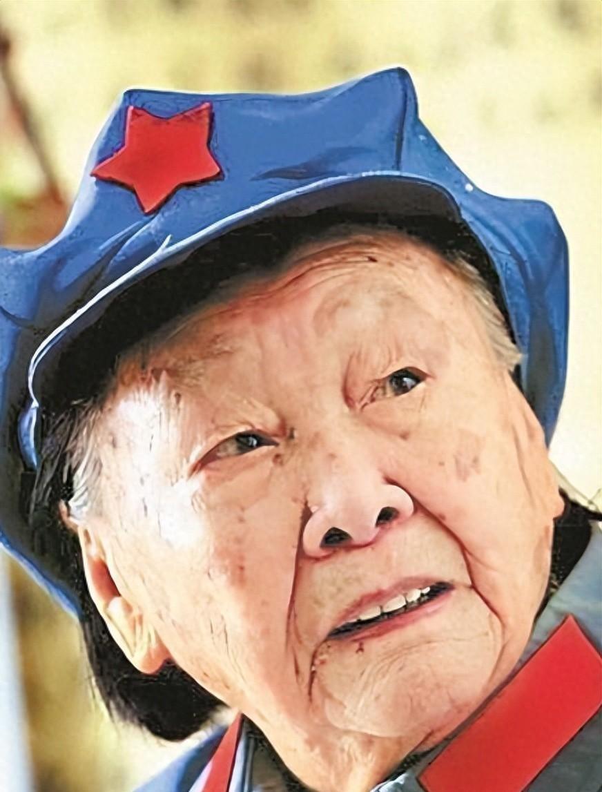 1971年谢觉哉去世后，王定国向中央询问：我应该是什么级别，今后该住怎样的房子？
