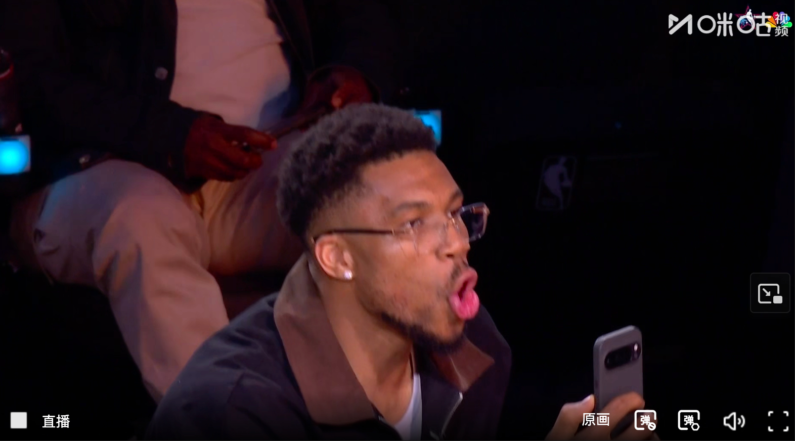 卡特布莱恩特拿到首个满分！对得起这个名字2026NBA全明星NBA全明星扣篮大赛