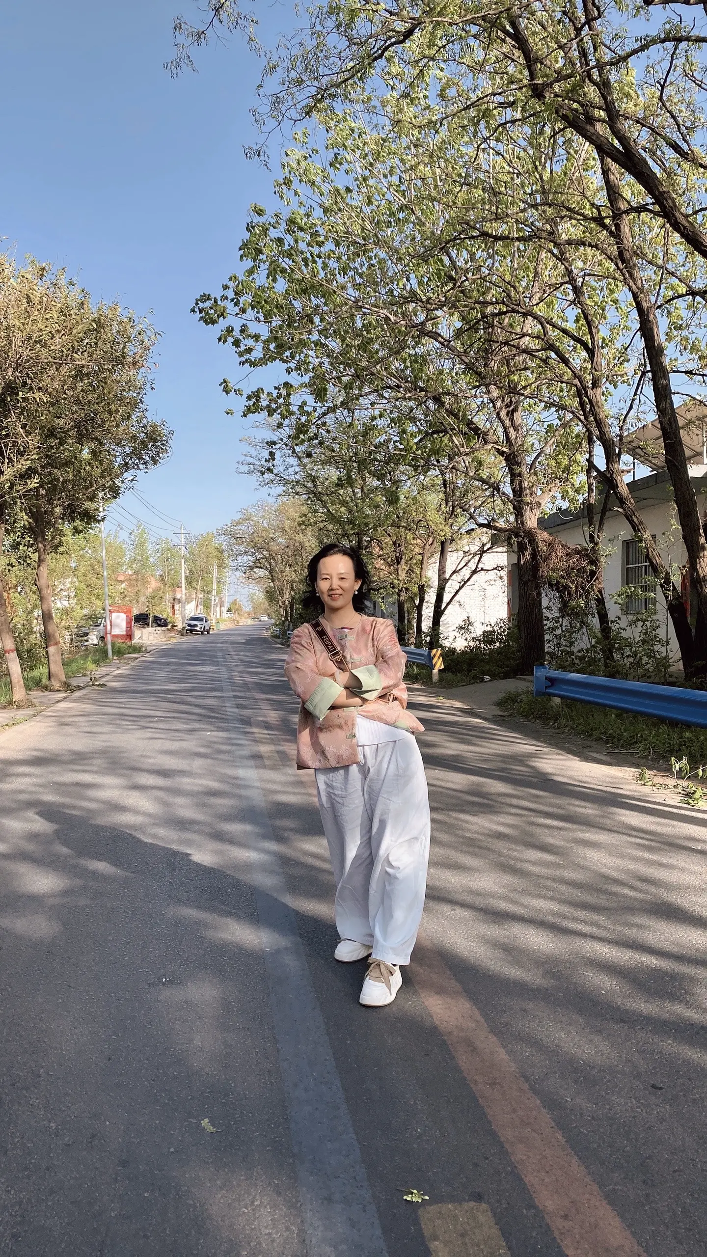 来时一丝不挂，走时高温融化，想那么多干嘛？我们是来体验生命的，又不是来...