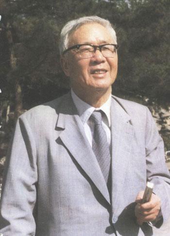 华罗庚不是“数学家”，而是抗战版“密码破译侠”——在昆明猪圈旁搭木棚演算，用烧火