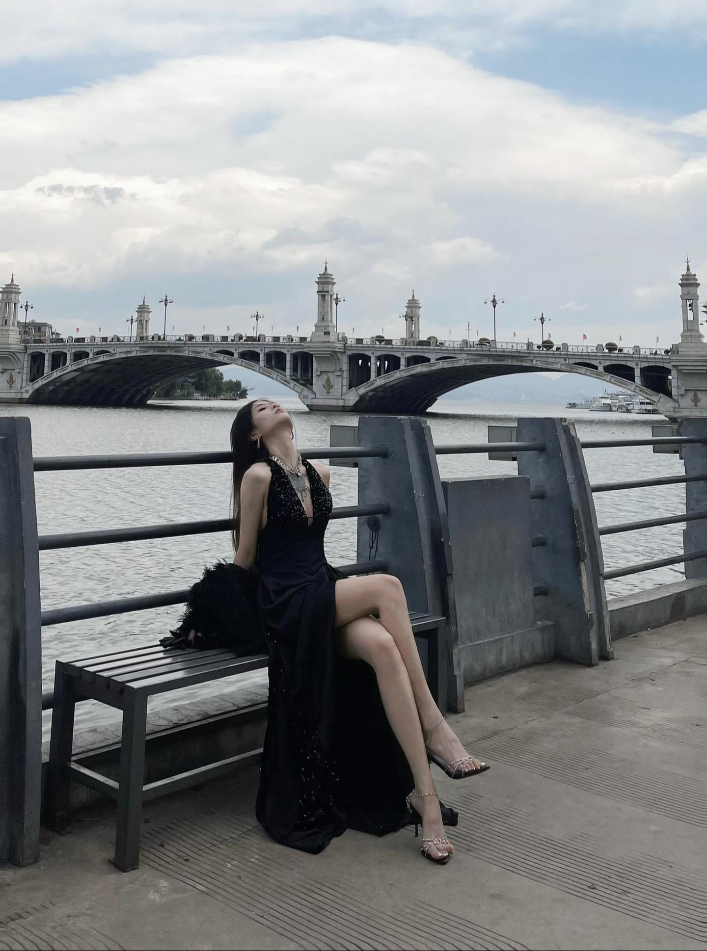 才没空为你着迷 姐只爱自己