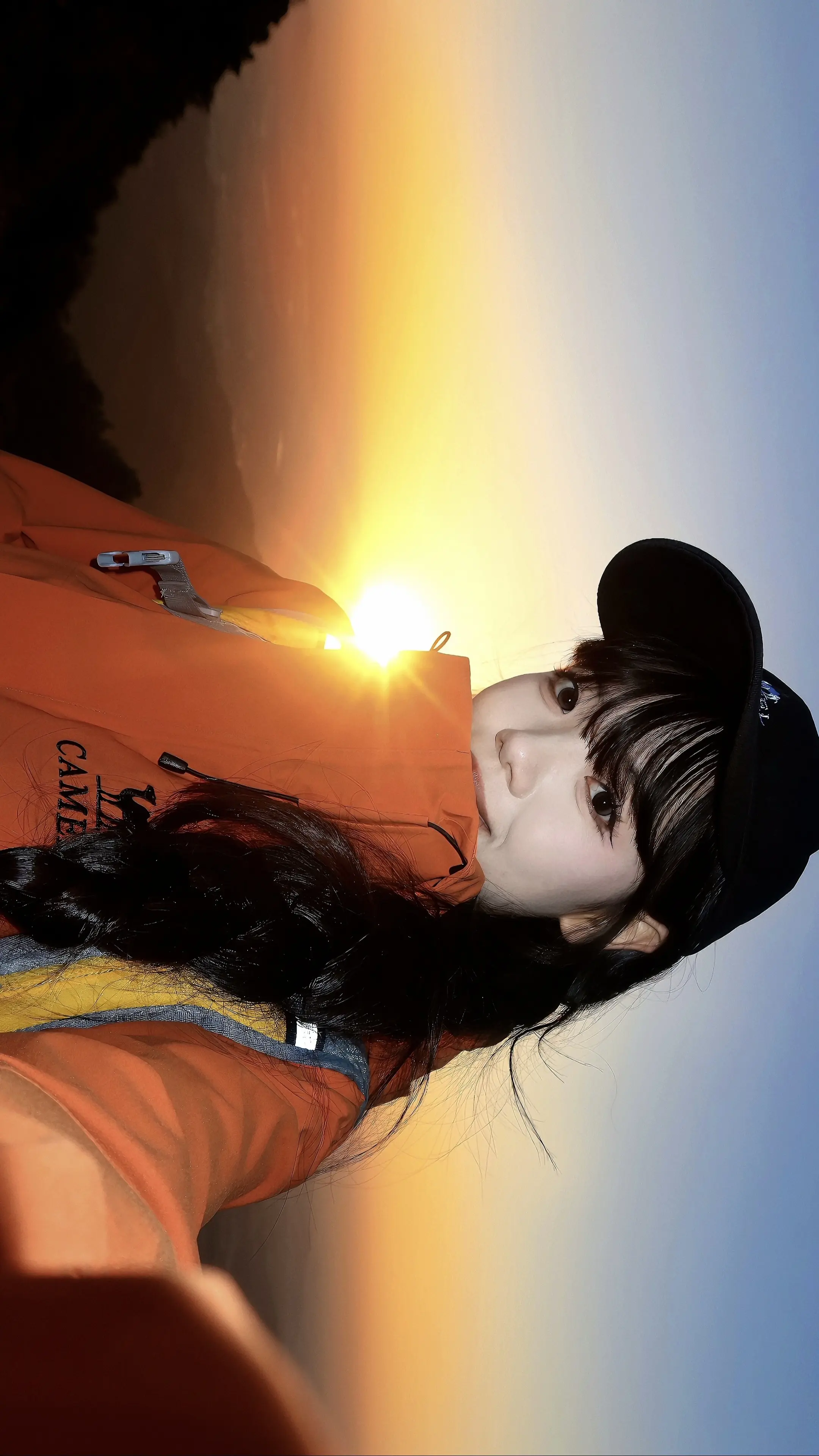 ⛰️被一阵风困在这座大山。