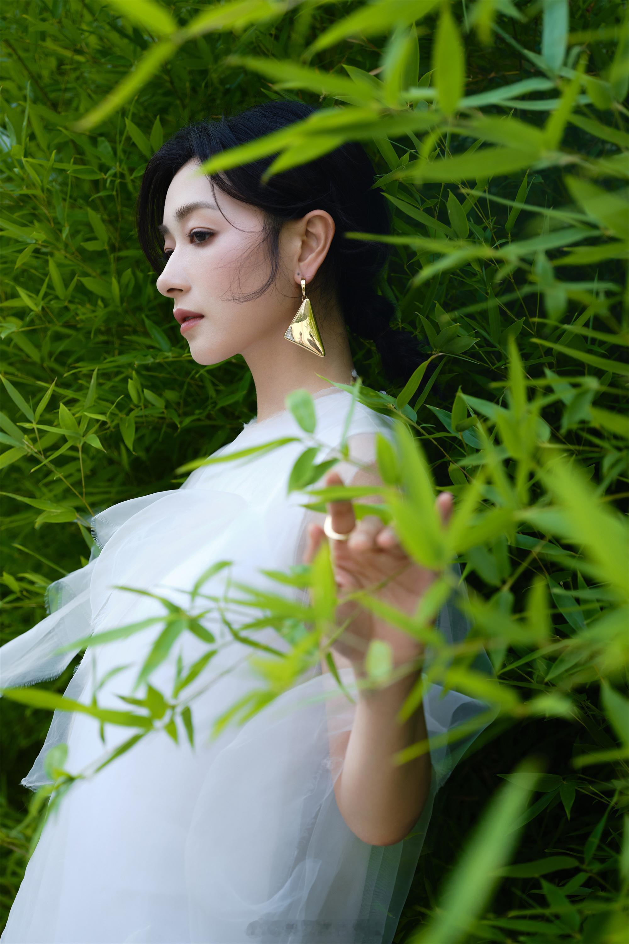 万茜苏更生越看越有魅力 ​​​