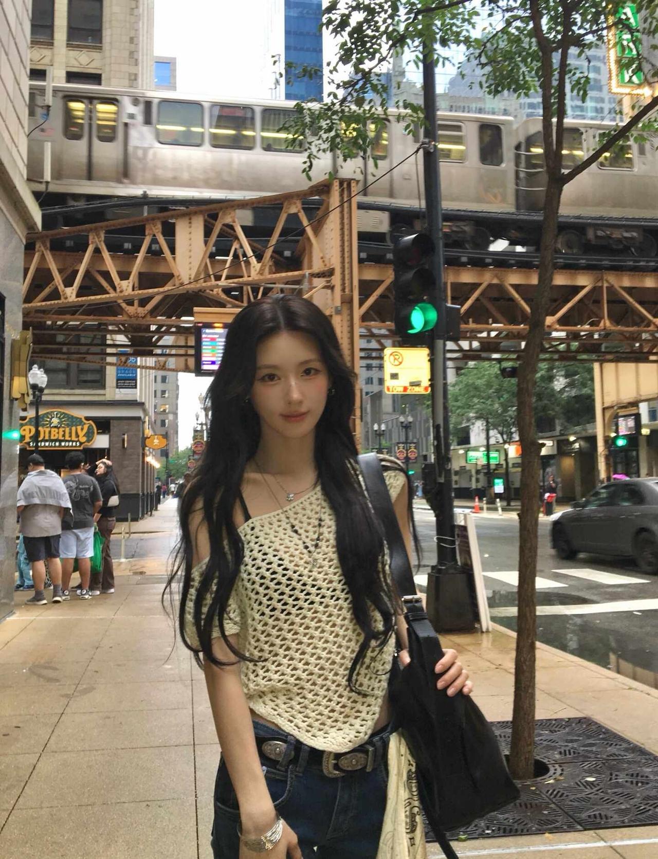 Miyeon赵美延ins260803更新🤍🖤
氛围感女神来的[爱慕][爱慕]