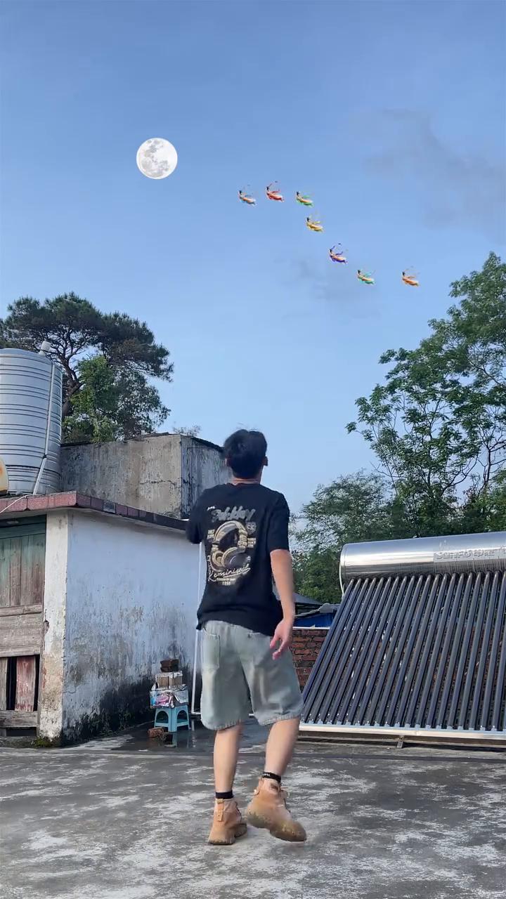 快点拍一下，拍下了没有？快点拍。