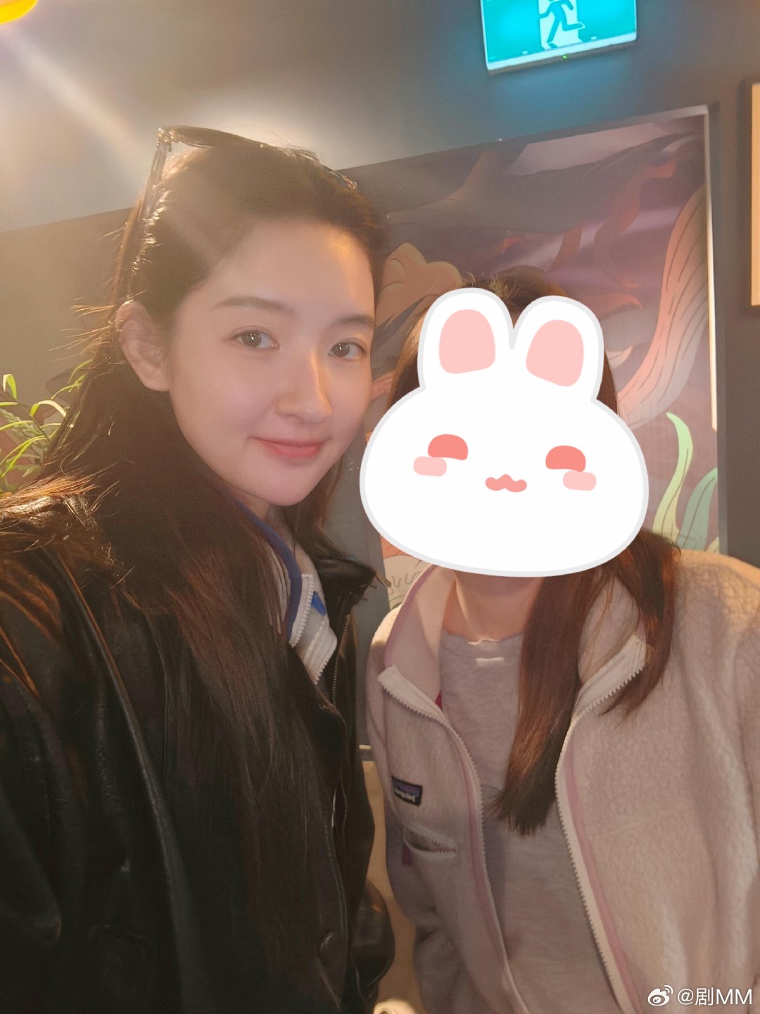 新西兰偶遇王玉雯网友新西兰偶遇王玉雯 新西兰偶遇王玉雯，网友生日当天遇到心仪的艺