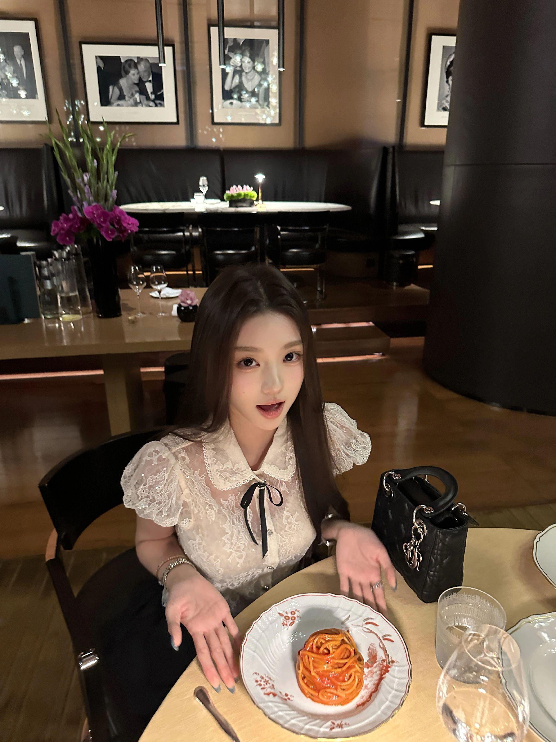 我哪里有坏脾气呀我明明是对你在撒娇。