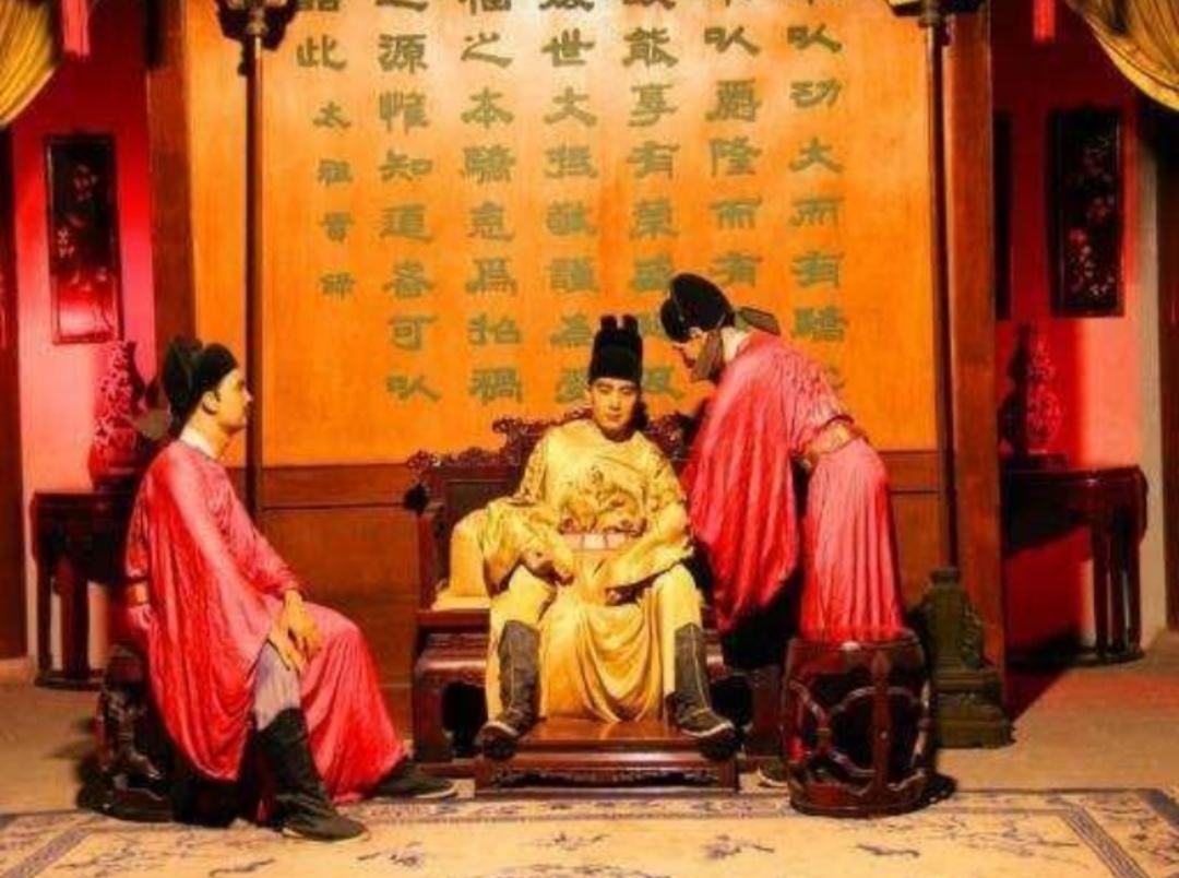 明太祖朱元璋一手建立了大明王朝，奠定了中国历史上最为辉煌的封建王朝之一。然而，当