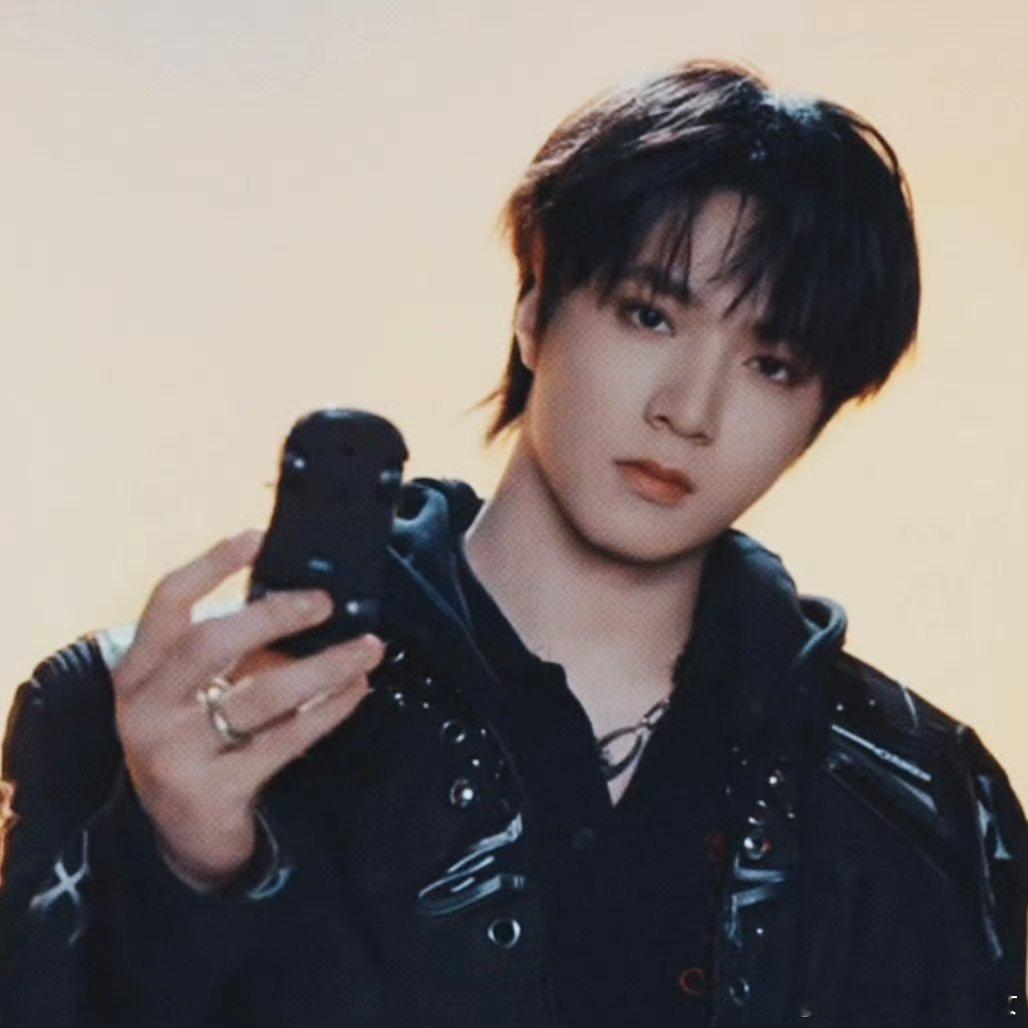 同样是爱豆演戏，丁程鑫还在努力找状态，刘耀文是连状态都找不到吗？ 