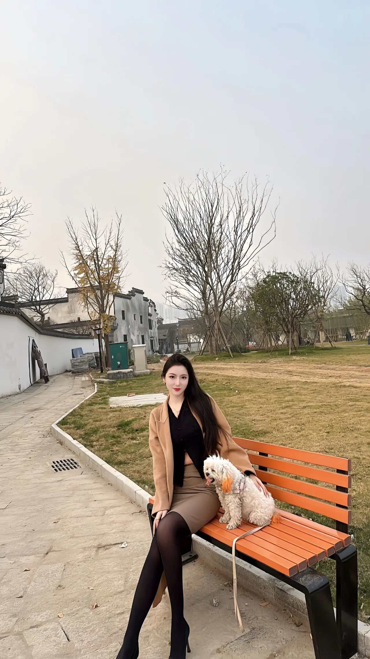 又要跨年了，不说恭喜发财了，祝少些辛苦，身体健康康，我亲爱的好朋友