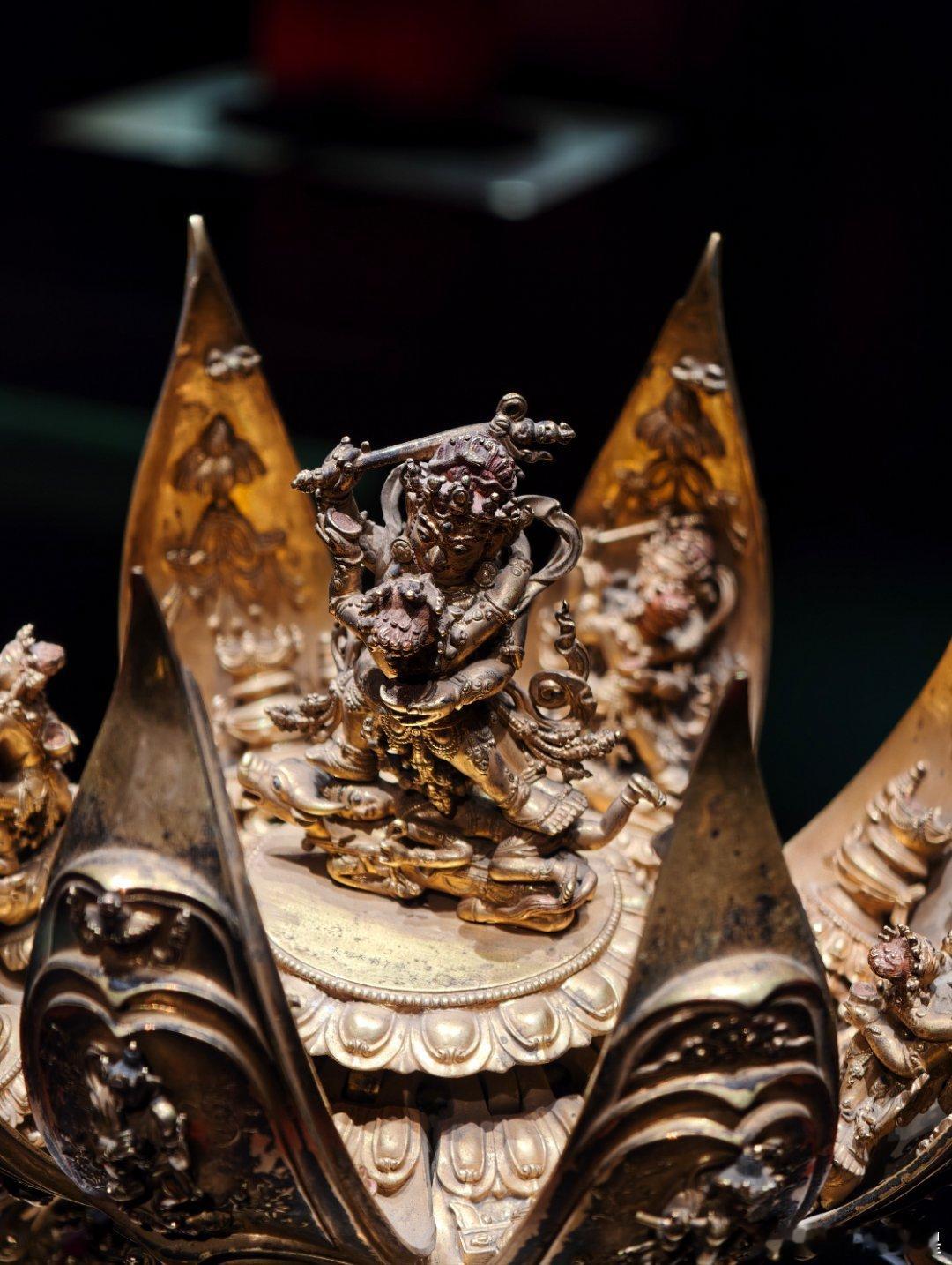萨迦寺“万法归一”特展今天闭幕。这个展真的很出色，印象中是内地多年来介绍藏传佛教