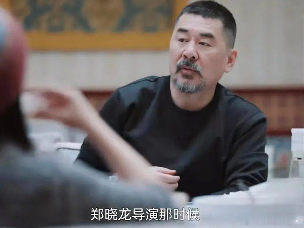 陈建斌:“郑晓龙导演我跟他拍戏的时候，我记得有一次他说过一句话，一个挨过揍的胜过