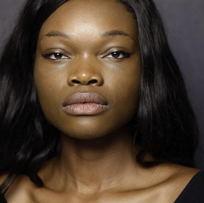 《圣奥梅尔》：当真相撕裂人性，法庭成为照见社会的棱镜

威尼斯电影节评审团大奖得