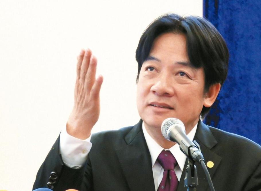 赖清德强硬放话，声称所谓的不允许中国将“黑手”伸进台湾！8月4日，根据岛内媒体报
