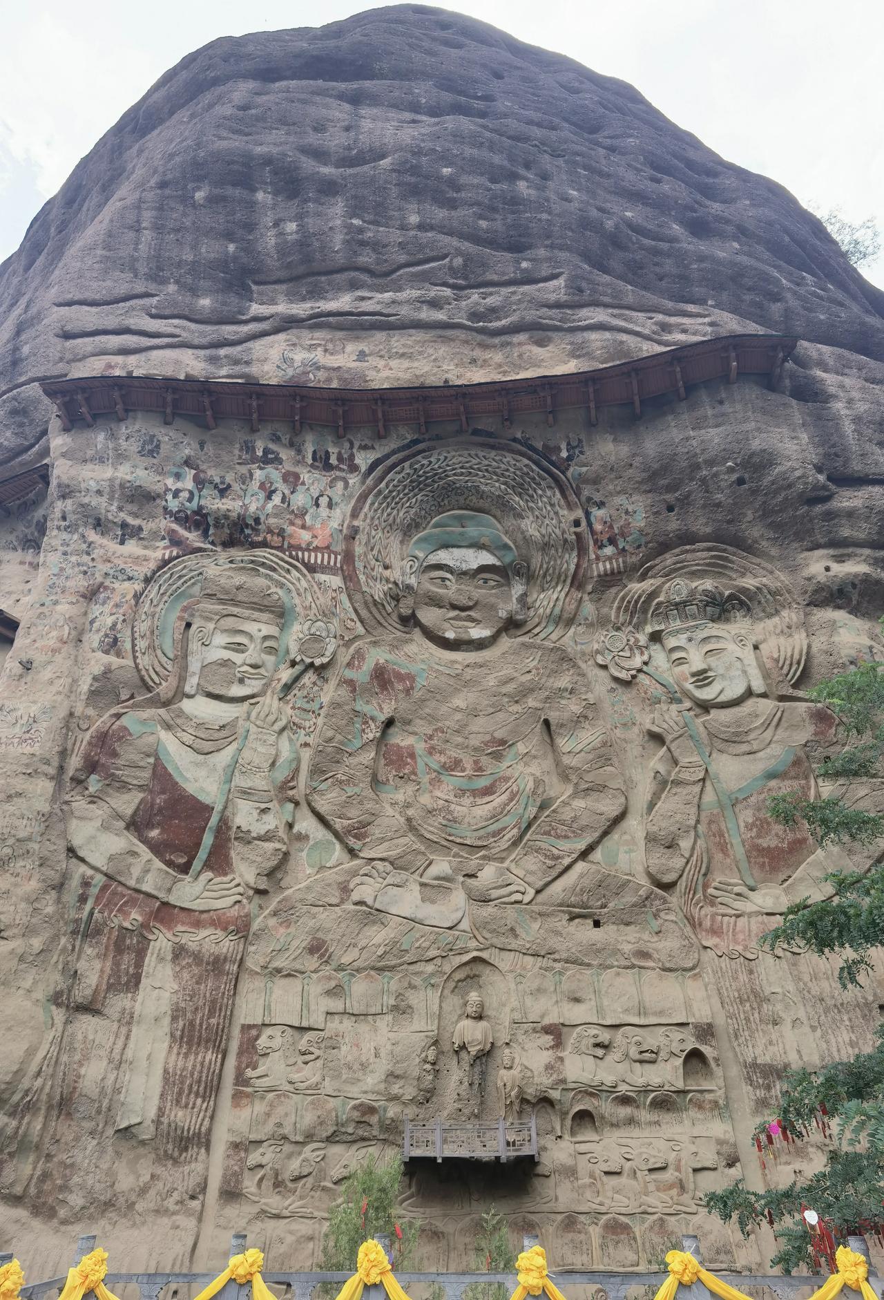 去麦积山石窟的，我强烈推荐两个非常小众的景点，人非常少，知名度很低，但非常令人震