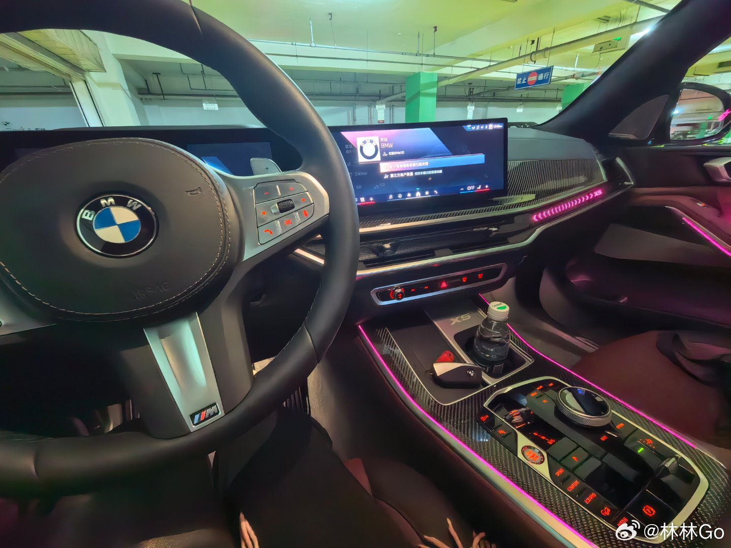 嘿嘿嘿，不管怎么说，X5这熟悉的感觉还是很让人开心的。 