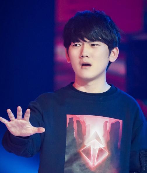 LGD气势有的，别整个3-0毫无还手就下班，话说imp考不考虑回LGD当个教练啥