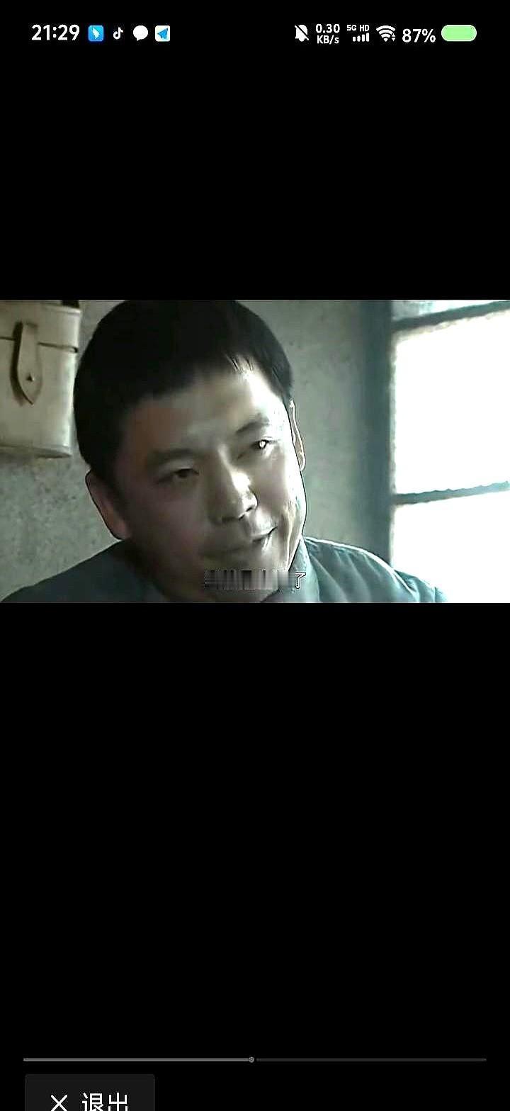 和尚扛枪，不是他不行，是枪没对准他的手。
83集团军把写代码的兵从机关拎出来，仨
