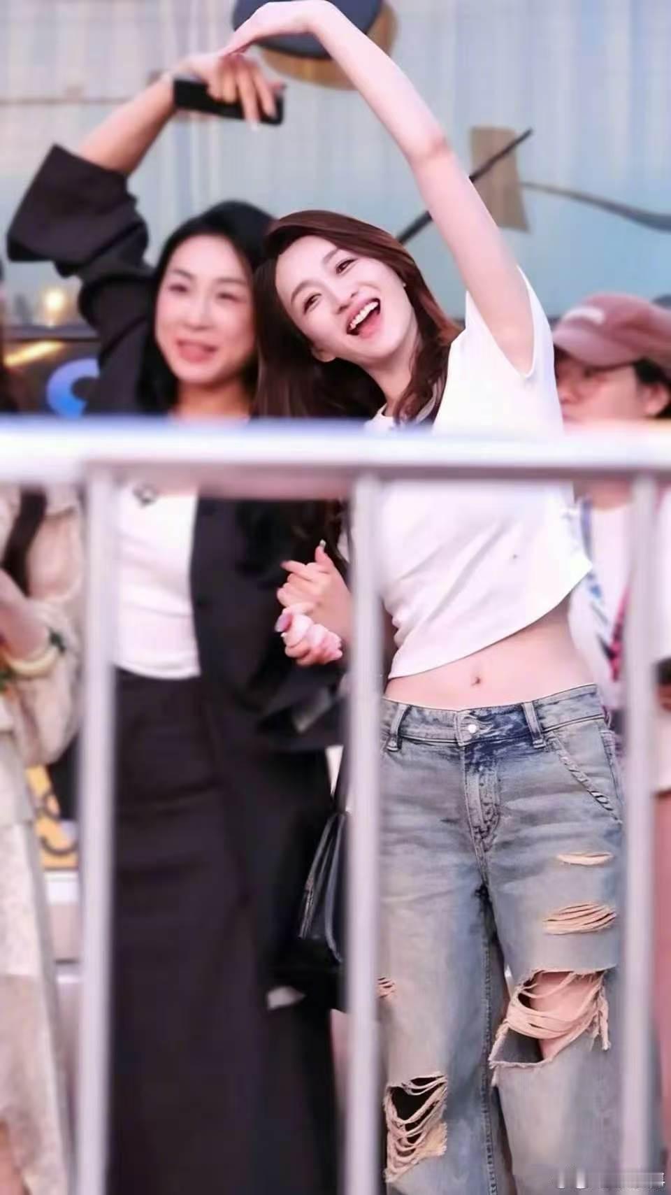 李小冉说努力争取不让淡淡骂李小冉终于和淡淡合作上了 磕到这份奇妙缘分，李小冉一直