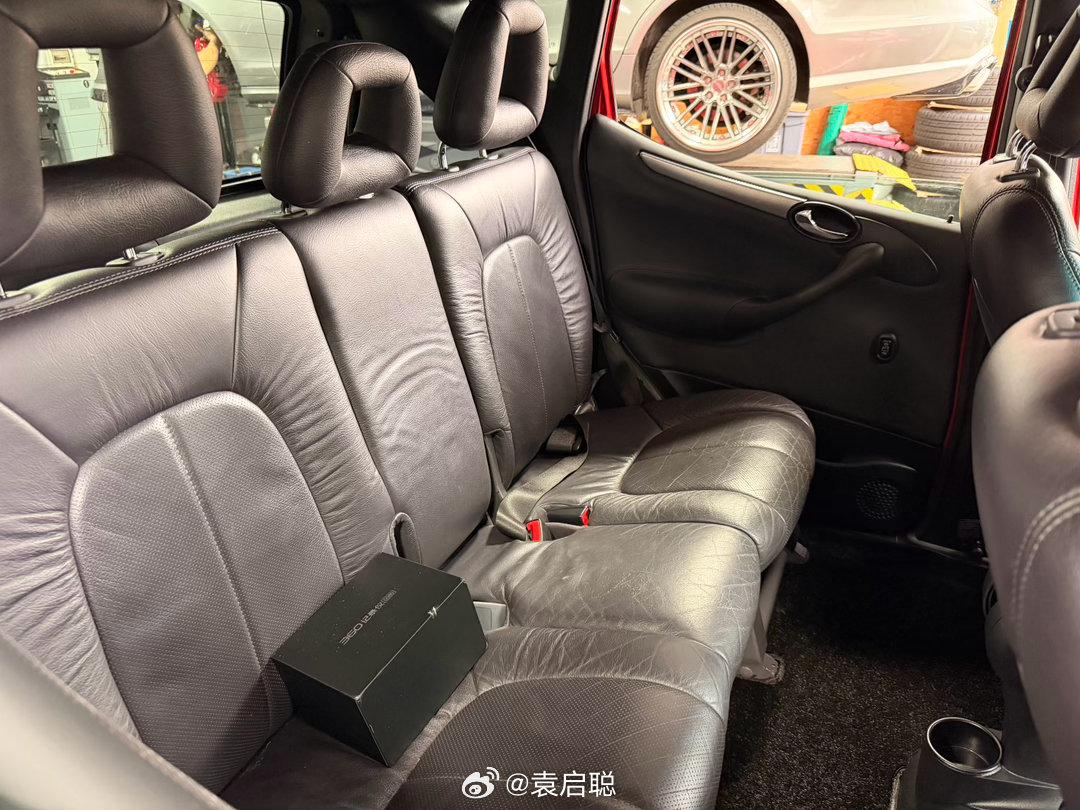 初代A级车，这成色，绝了[不愧是你][不愧是你] ​​​