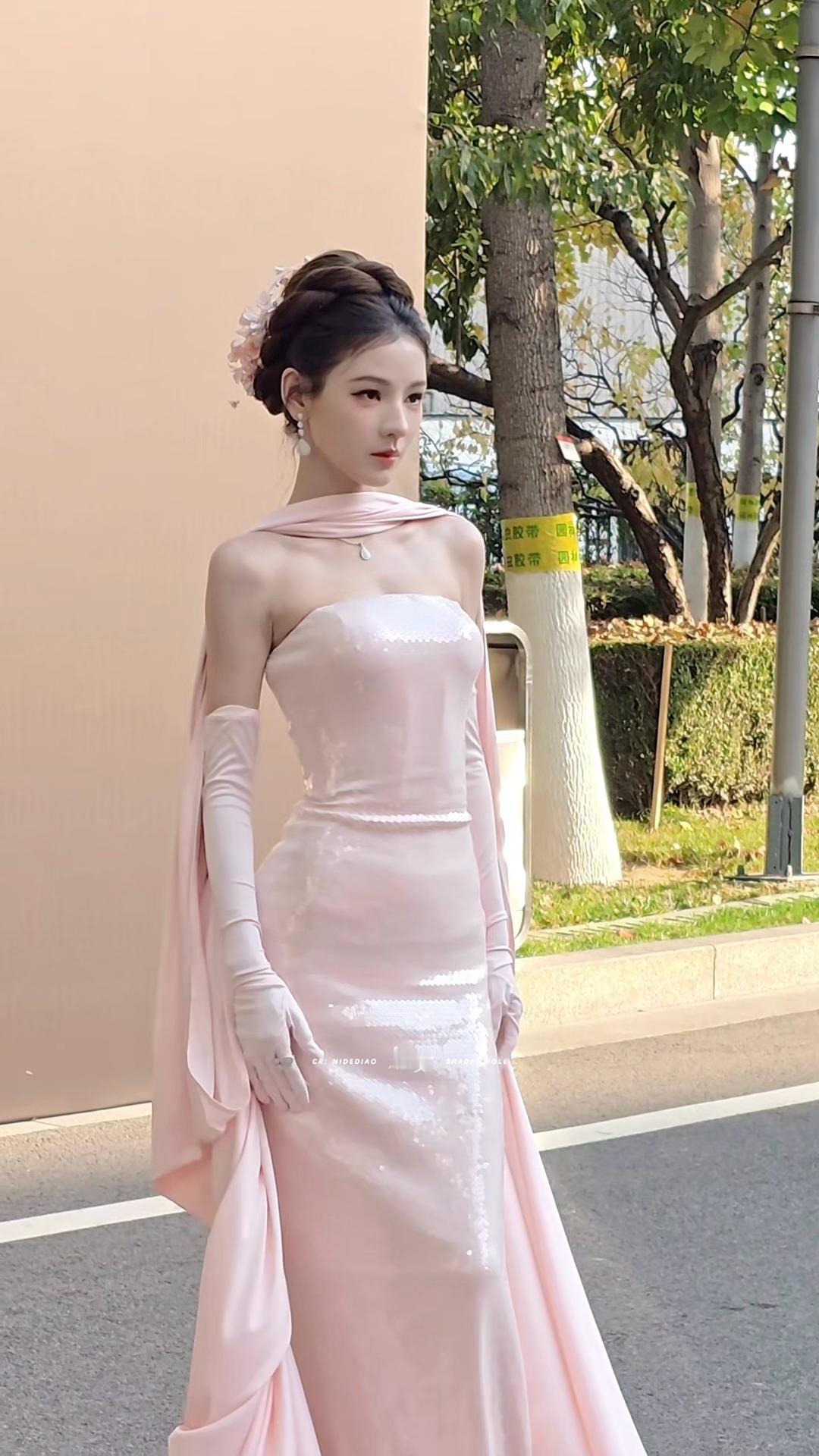 张予曦美晕了好吗[流鼻血]微博视界大会 ​​​