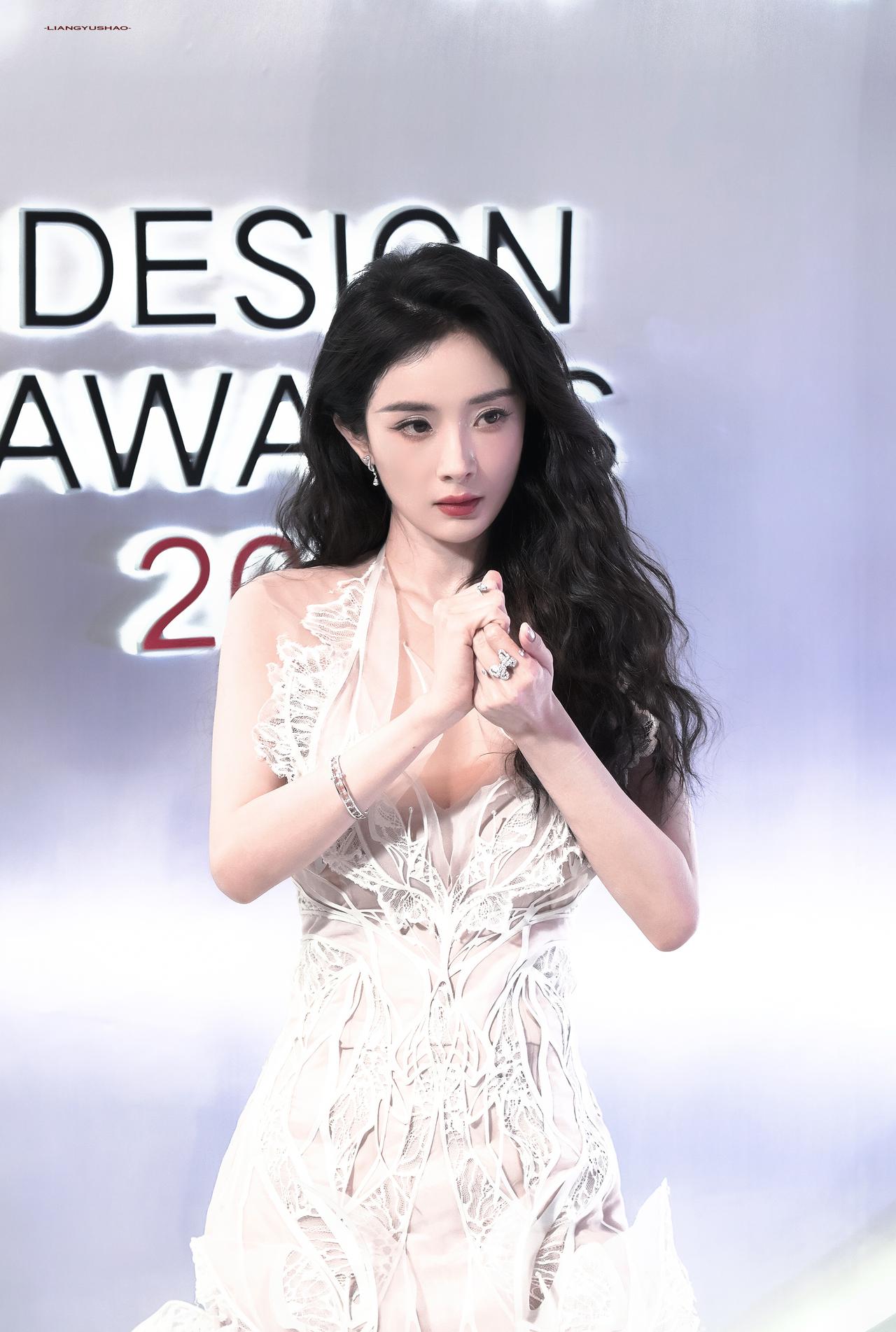 𝐇𝐚𝐩𝐩𝐲 𝐀𝐩𝐫𝐢𝐥 𝐅𝐨𝐨𝐥'𝐬 𝐃𝐚𝐲