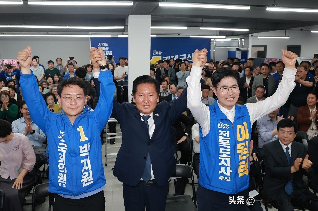 18日消息，韩国执政党共同民主党党首郑清来收到的刺杀威胁言论，竟出自党内李在明的