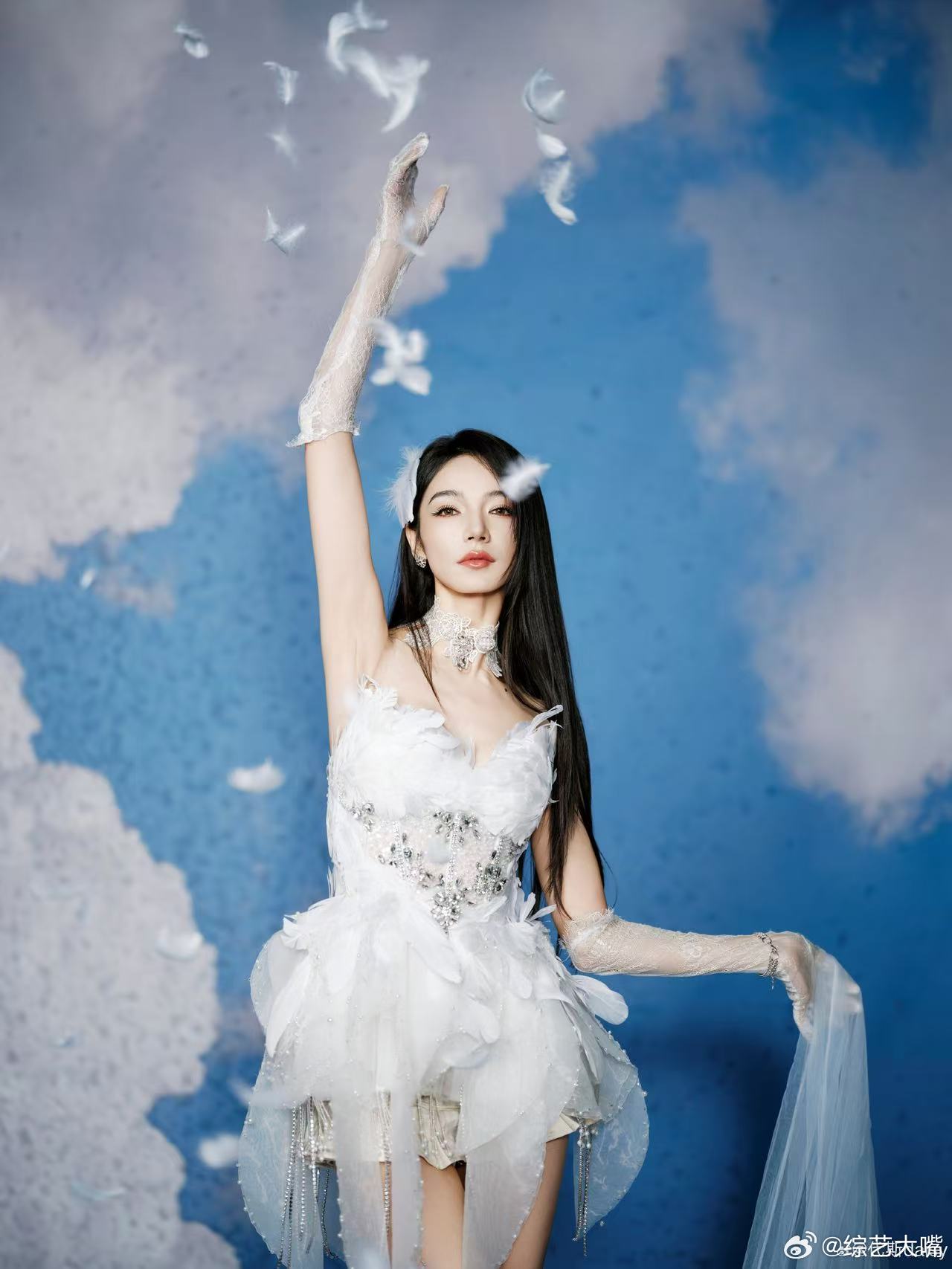 代斯三公天鹅来信 氛围感满满的天鹅造型，姿态柔美又大气，和白天鹅的神韵高度契合，