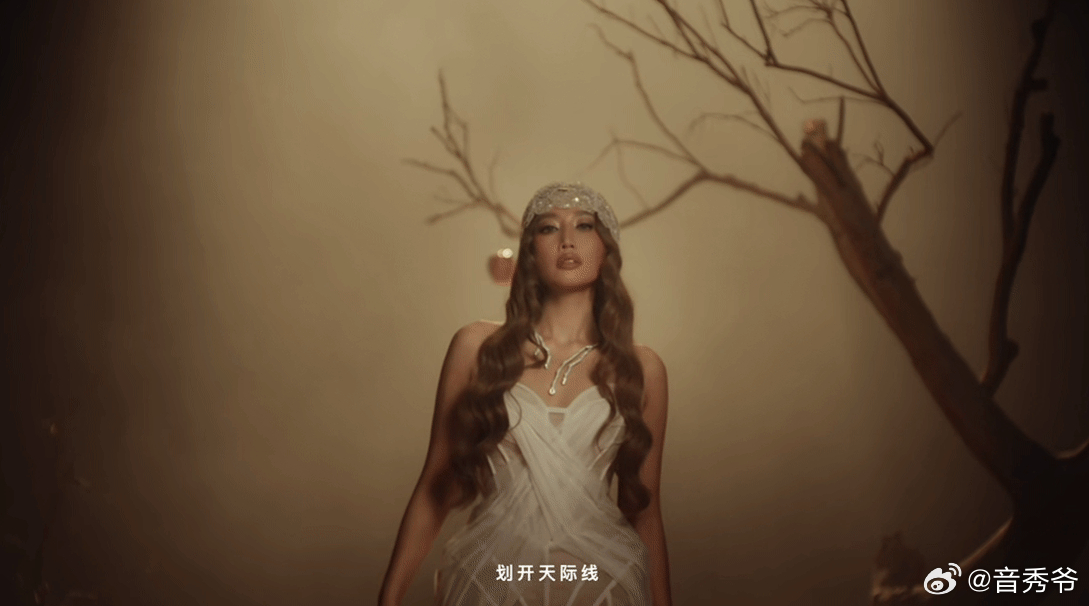 艾热和ALin是怎么认识的谁懂啊！说唱圈的硬核大佬艾热和情歌天籁A-Lin的合作