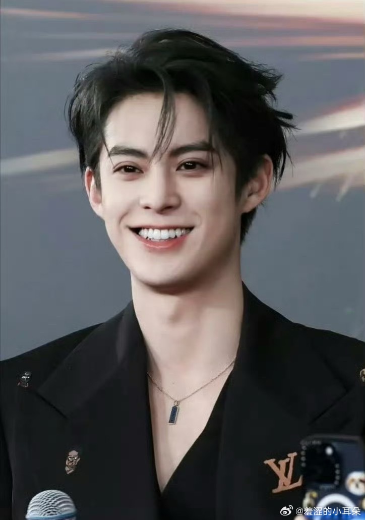 西游记费振翔导演，内娱花果山猴王争霸赛真的要来了。 