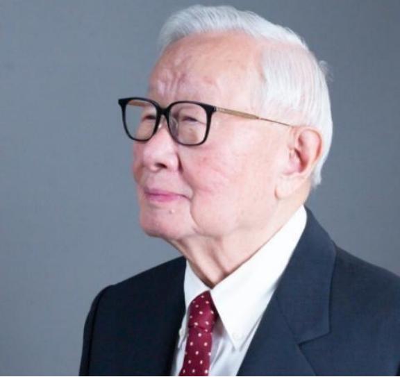 台积电创始人张仲谋在接受纽约时报专访时说：美国、荷兰、日本、韩国与台湾牢牢控制着