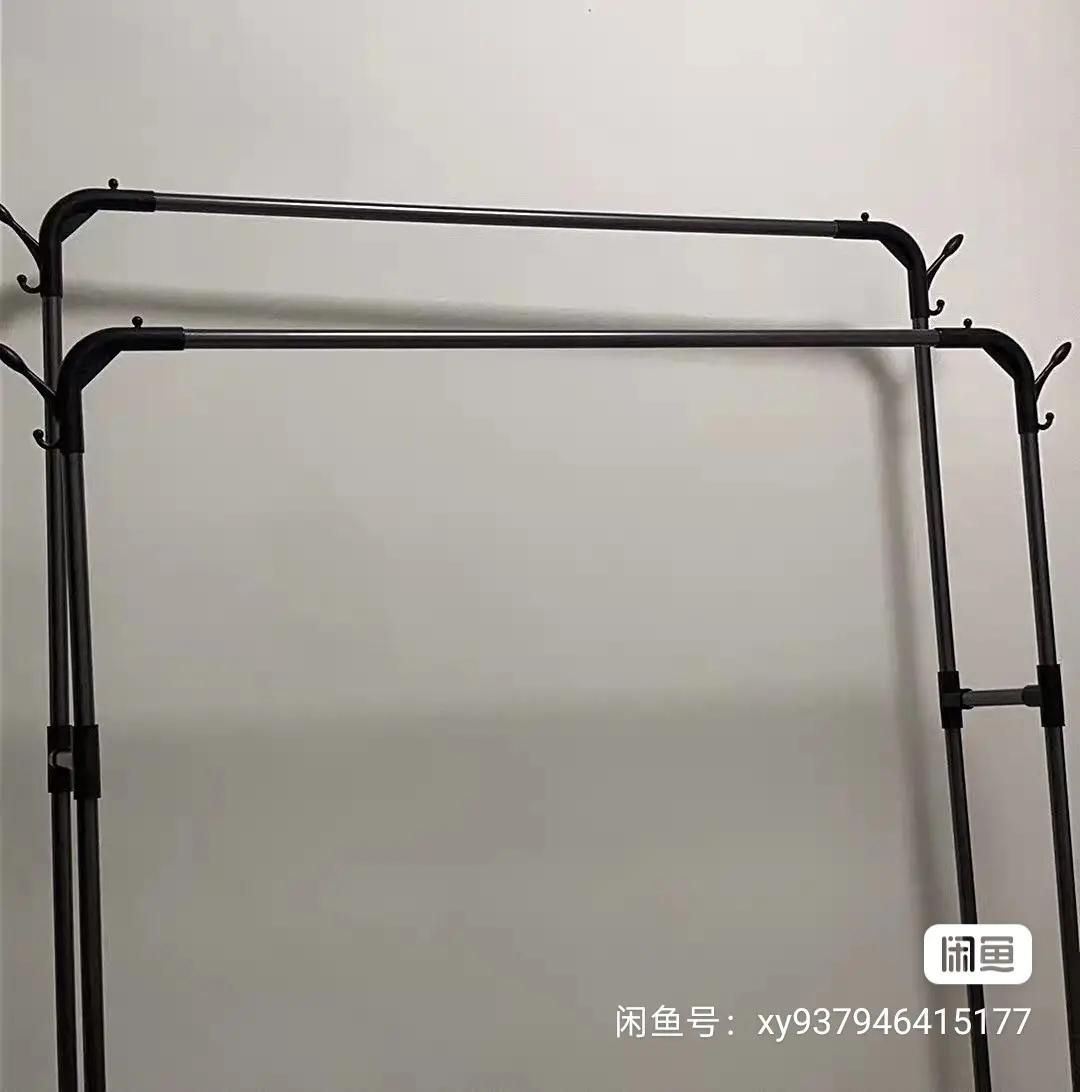 自己用的二手，有想联系不到50。全新简约风衣帽架，家用/宿舍/阳台都适用，结实耐