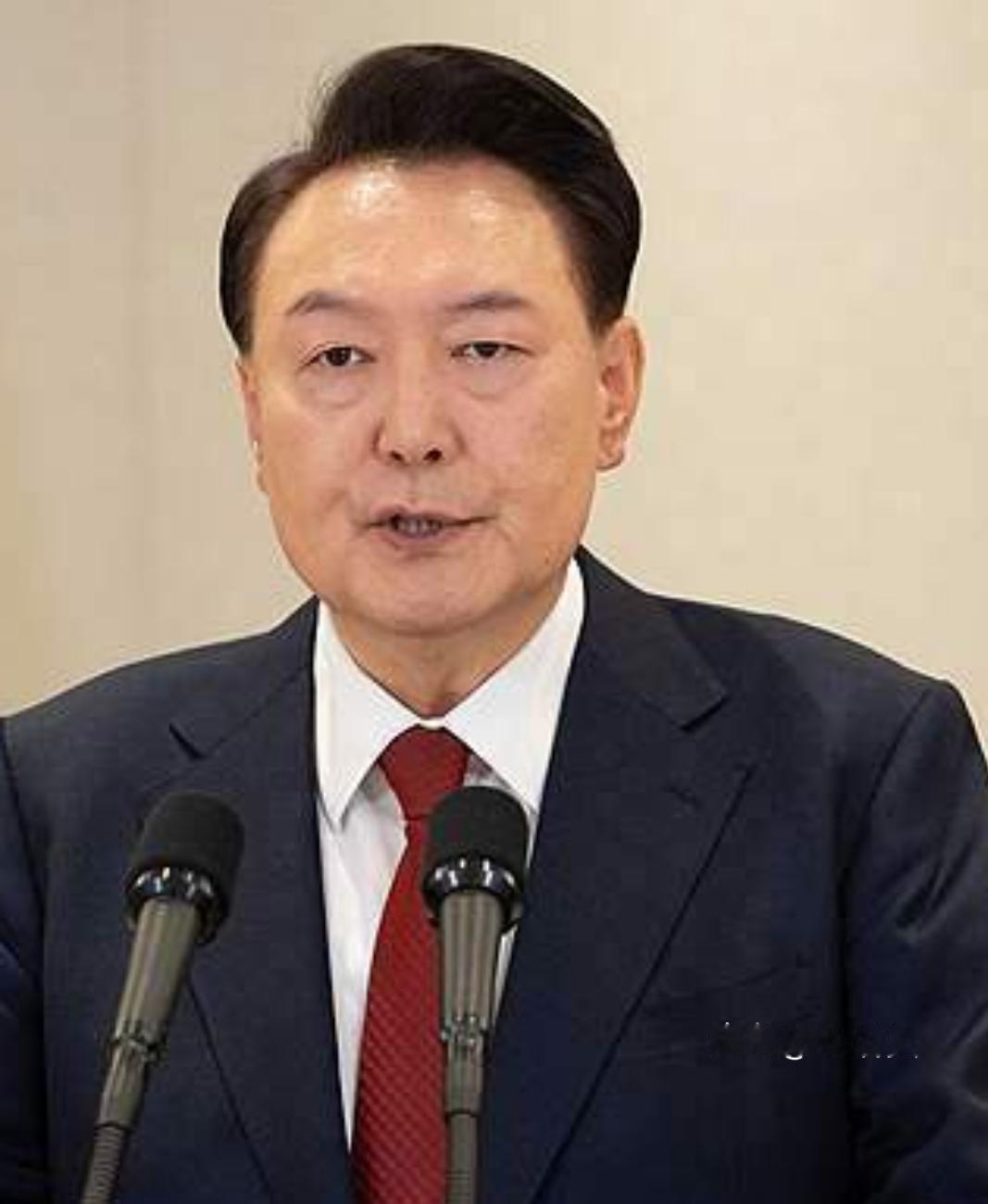 韩国前总统尹锡悦正式被传唤，接受调查。
当地时间6月9日，一则重磅消息在韩国政坛