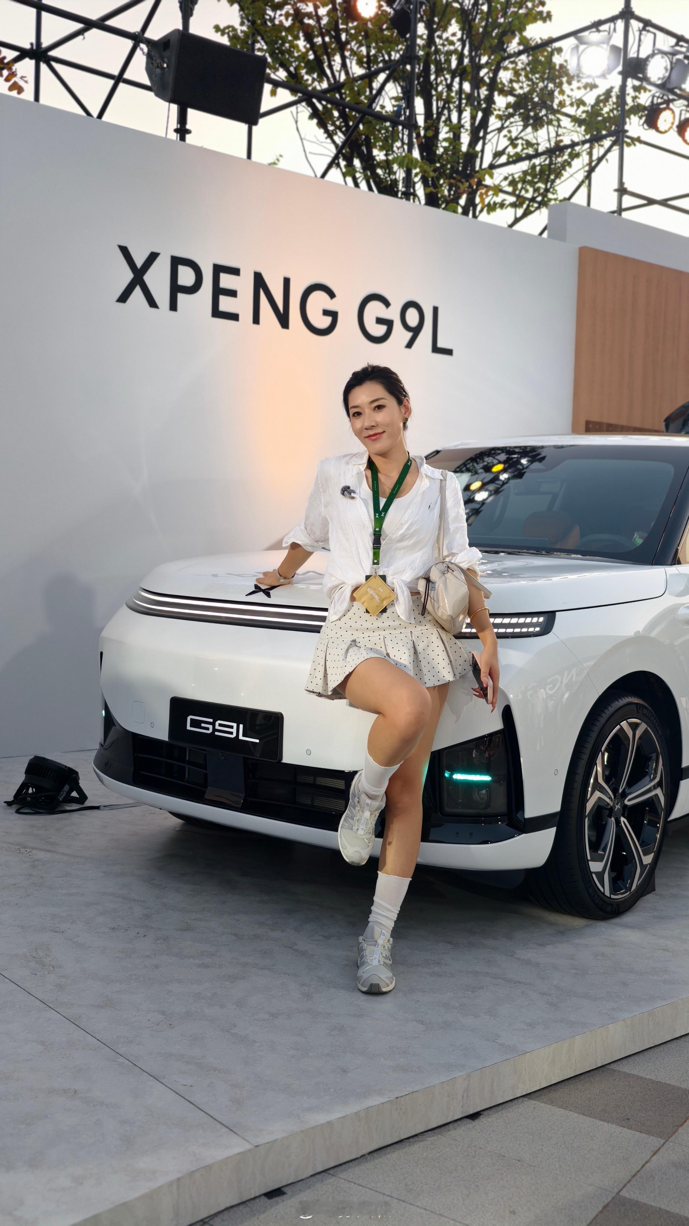 不知道各位汽车媒体老师们发现没有？现在的新车发布会，女性博主、媒体从业者越来越多