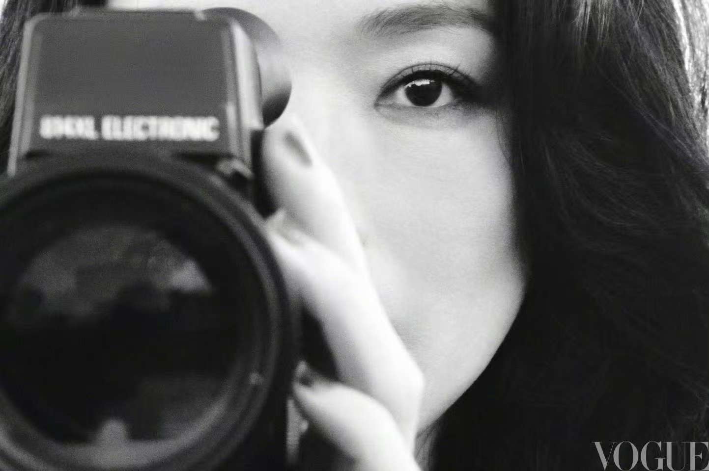 舒淇VOGUE电子刊首位封面人物这黑白大片绝了 ​​​