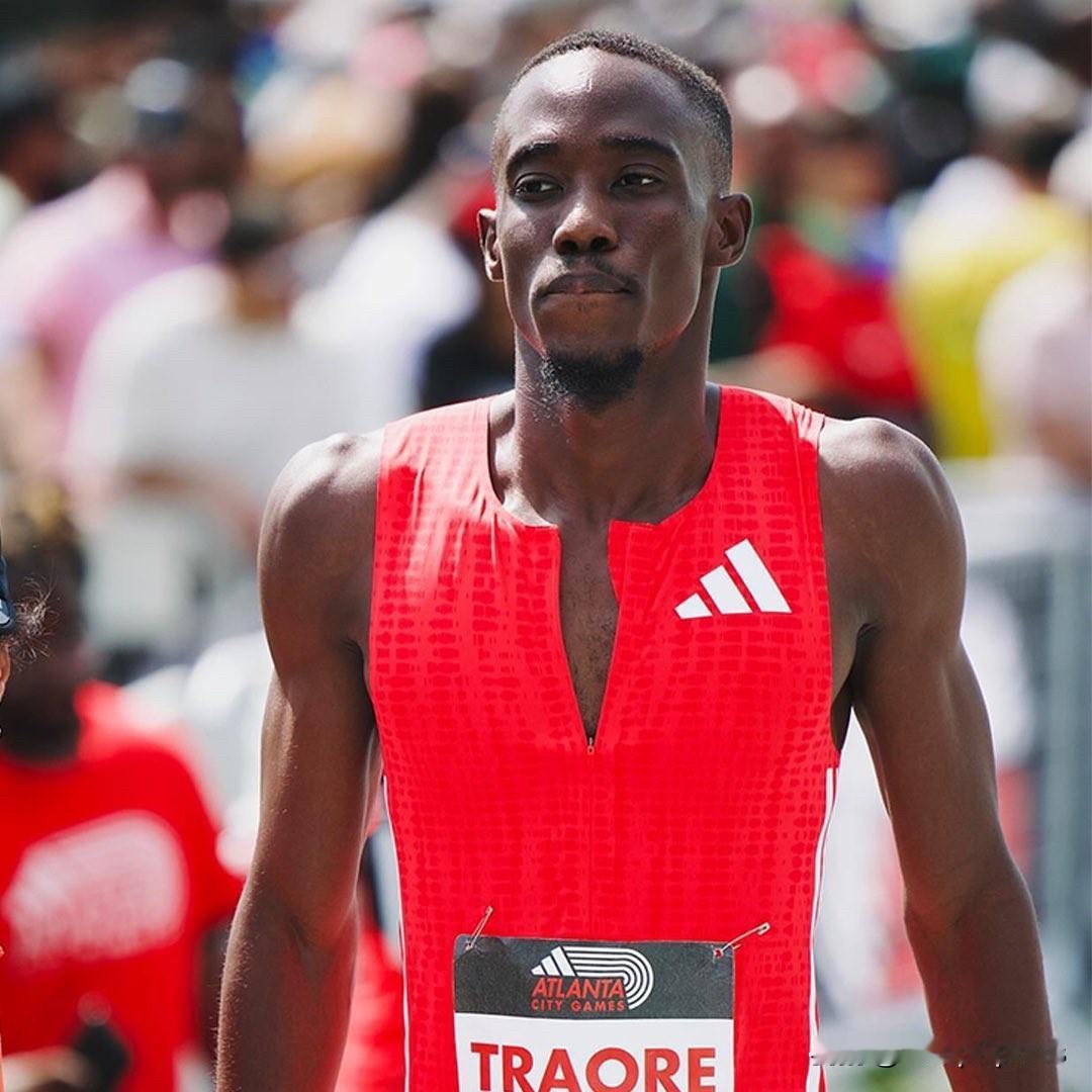 300米对决

世界冠军诺阿·莱尔斯 和NCAA冠军切克纳·特拉奥雷将于周五在吉