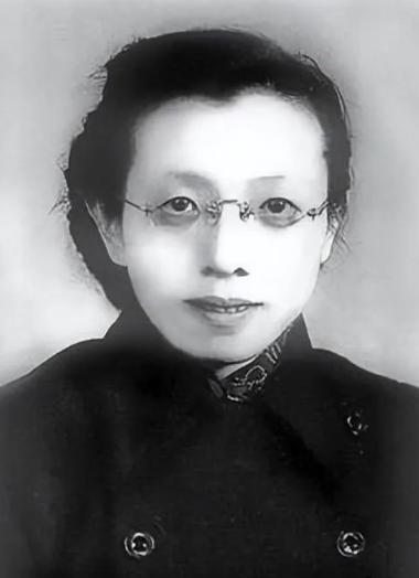 1946年，地下党陈修良调任南京市委书记，接到任务后，她只问了一句：“何时动身？
