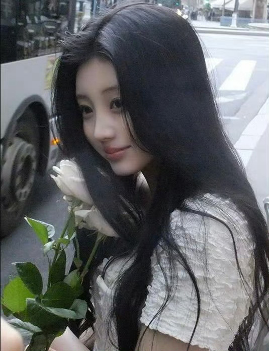 【李沅禧】豚儿心总如水 ILLIT回归
