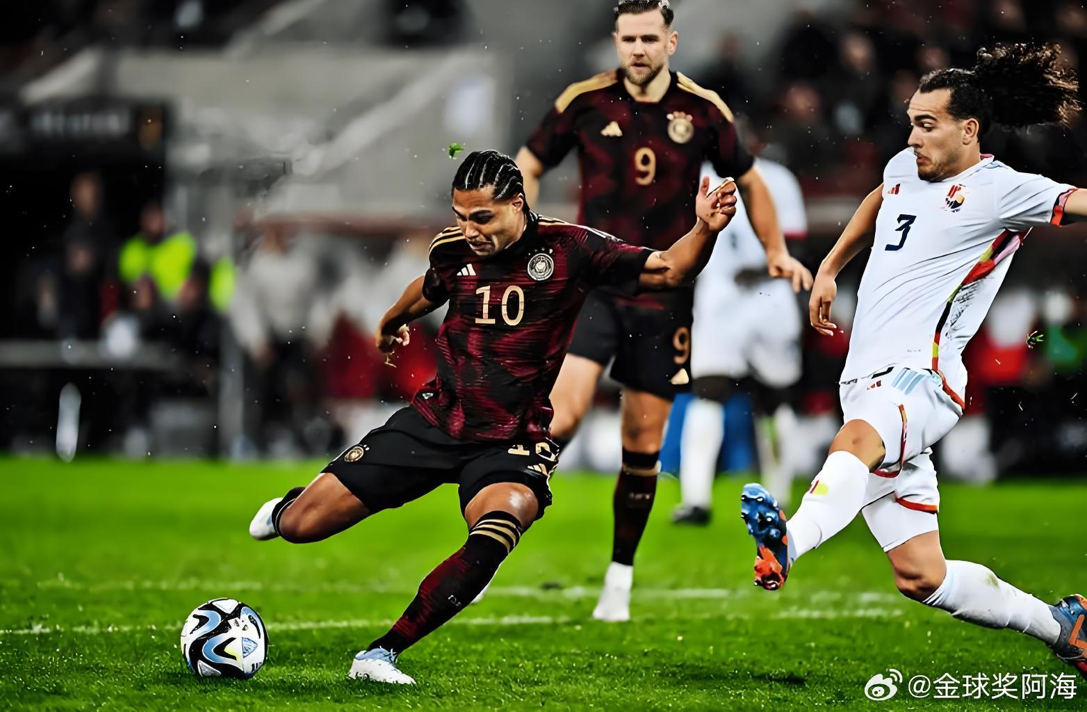 今日公开菜单足球                国际赛：墨西哥VS比利时要问谁打