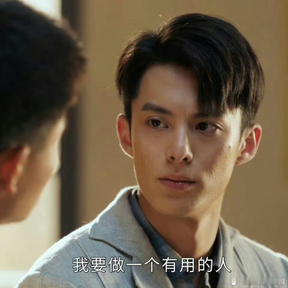 王鹤棣 谈了十年他当初没嫂子多好啊，隔三差五就出来嫂子，粉丝还不脱粉？ ​​​