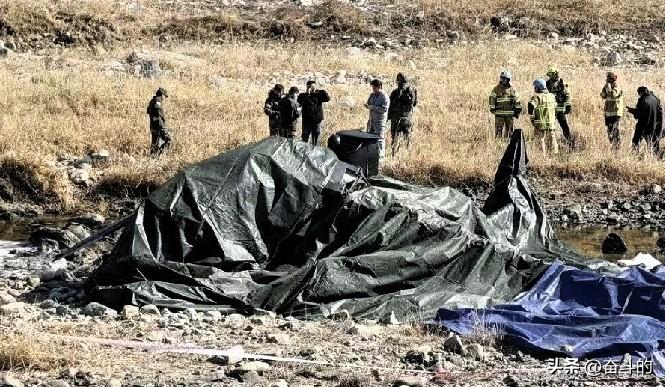 50年直升机训练坠毁，2名飞行员遇难，问题早该暴露！
 
服役快半个世纪的老旧战