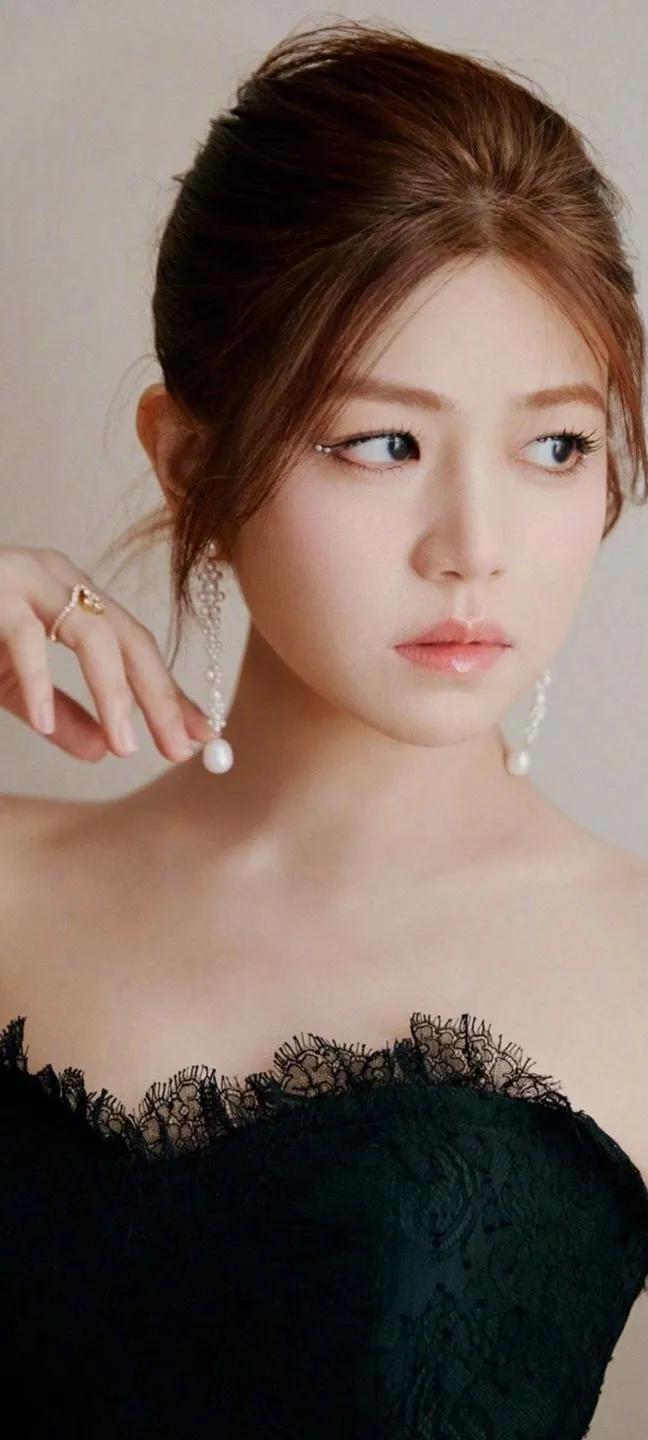 I》。同年，陈妍希主演的动作喜剧片《不二神探》上映。