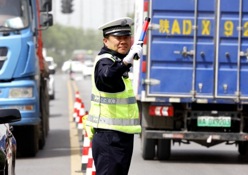 中甲联赛渭南主场赛事 交警提前部署保障安全
 
2025年4月22日，中甲联赛第