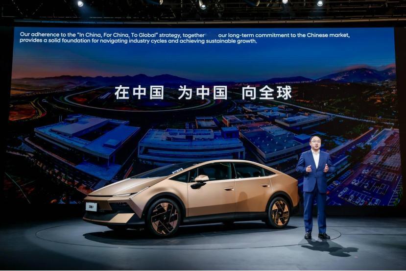 别再被芯片参数绑架！艾尼氪 V（金星）的智能buff，从来不是高通骁龙8295芯