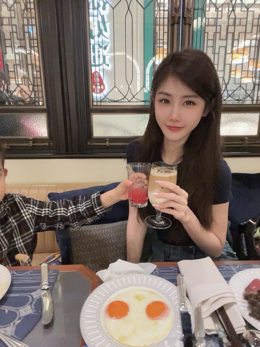 来几天东西也没很好吃 但是吃胖了是最痛苦的 ​​​
