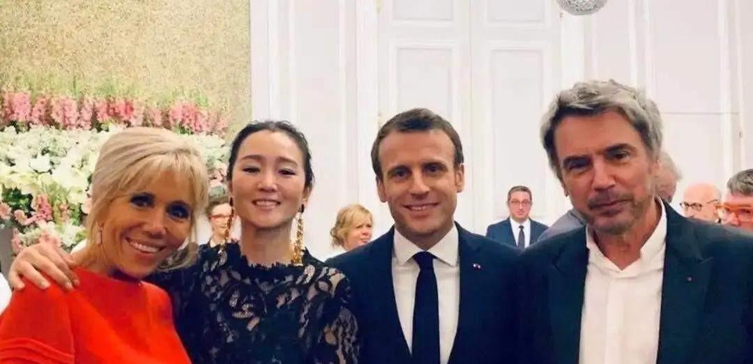 两度随马克龙访华。巩俐凭什么成为中法文化"特朋友们，谁懂啊！马克龙再度访华。随行