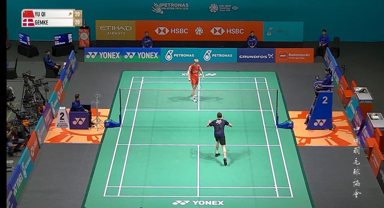 好消息石宇奇2-0完胜格姆克顺利晋级，李卓耀替石宇奇扫除前进障碍，2-1力克小波