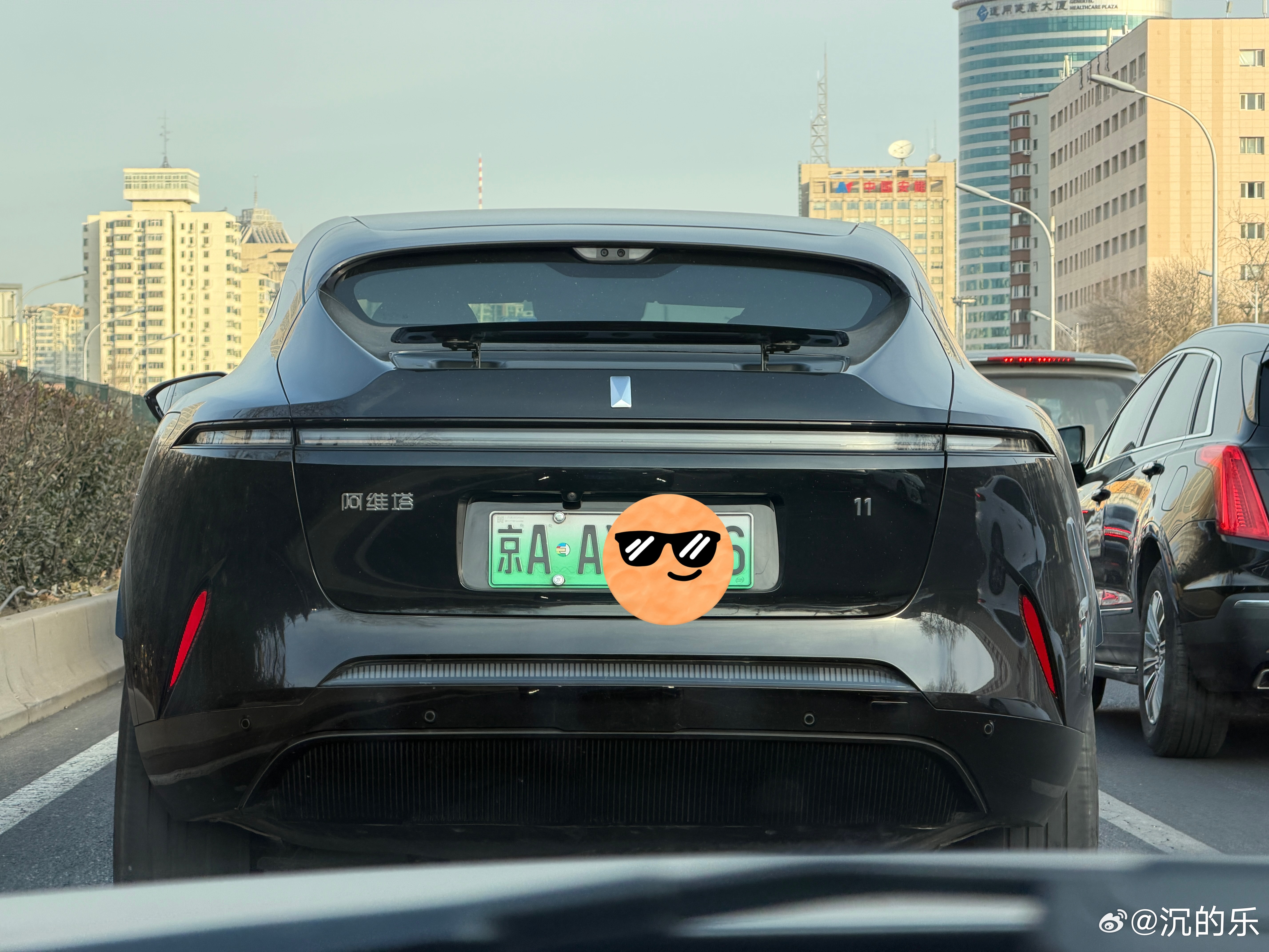 难道只有我一个人觉得这个小“尾翼”很滑稽吗 北京·七里庄