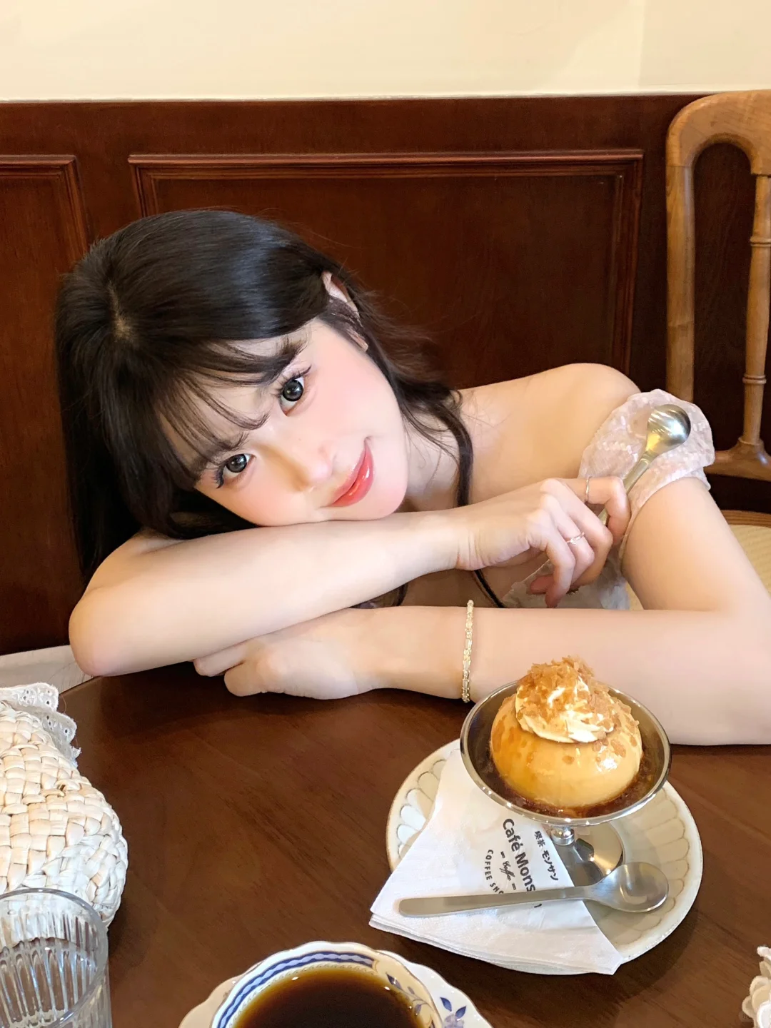 9⃣️个吃饭万能拍照姿势🧁!!