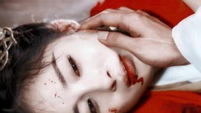 同样是“吐血”，招摇虐心，晋元揪心，看到她：献血站都不敢要吧
看剧是我们大家在学
